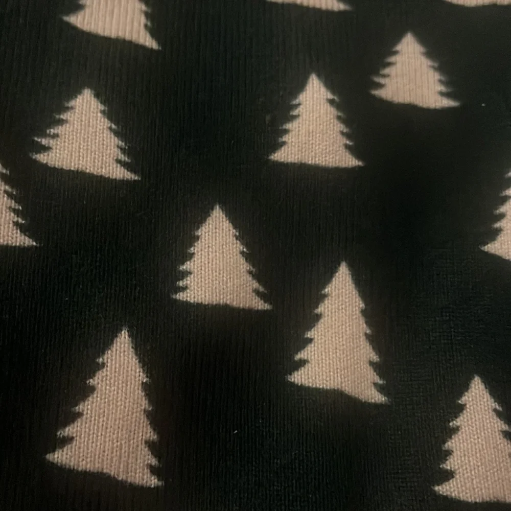 Top - Picture 2 of 3